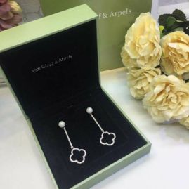 Picture of Van Cleef Arpels Earring _SKUVanCleef&Arpelsearring07cly5816340